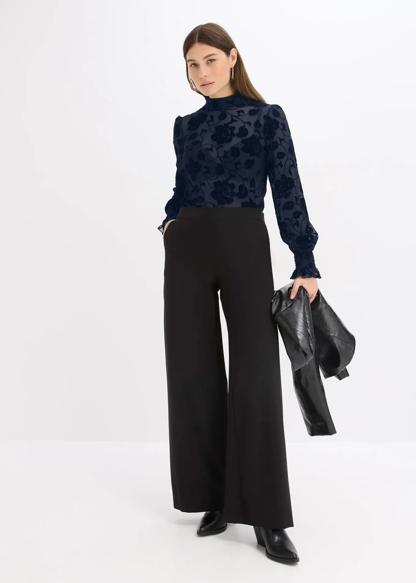 T-shirt manches longues légèrement transparent