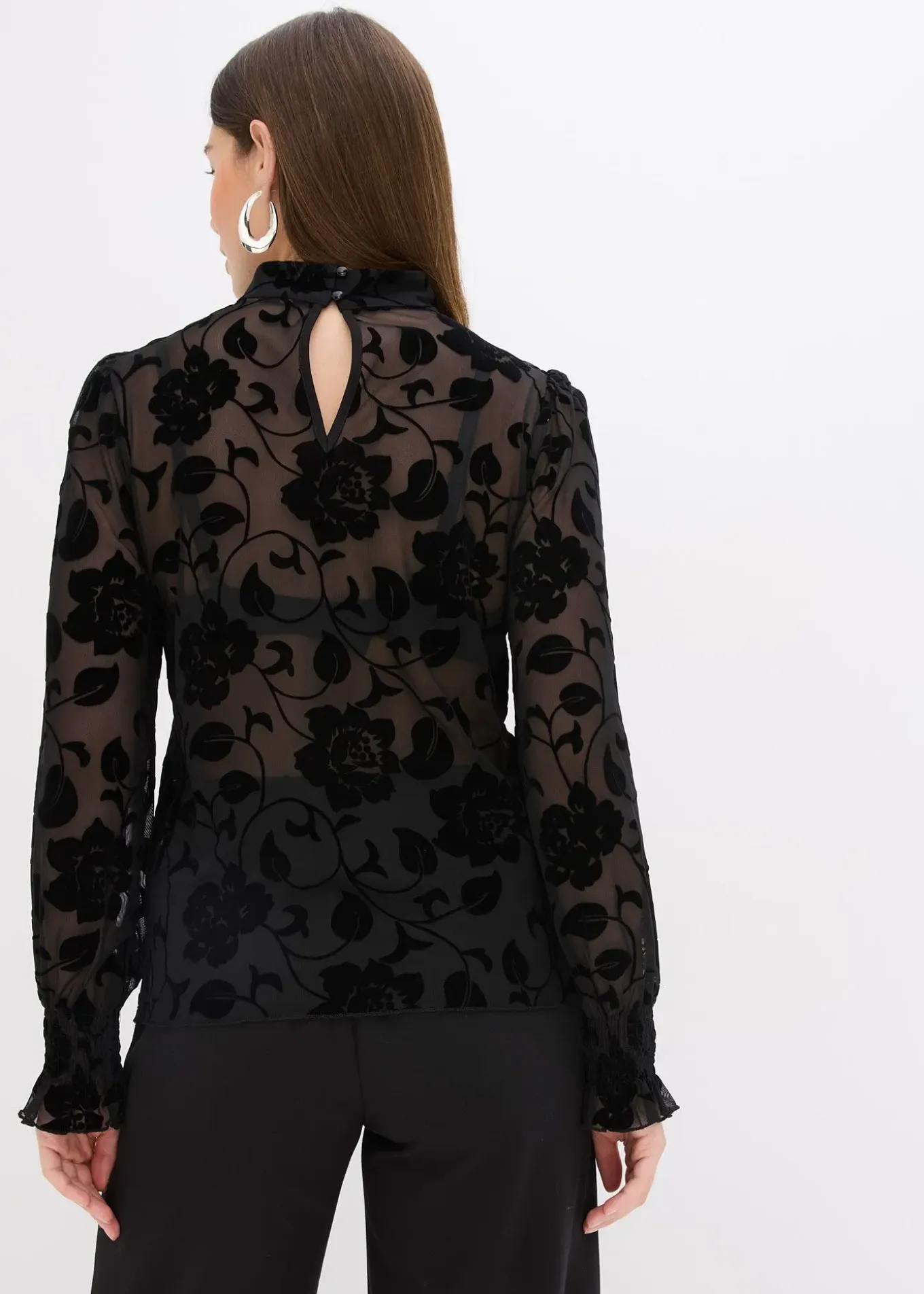 T-shirt manches longues légèrement transparent