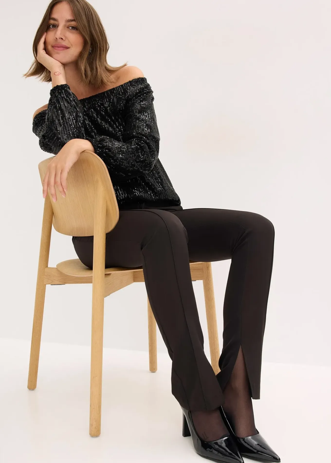 T-shirt oversize à sequins encolure Bardot