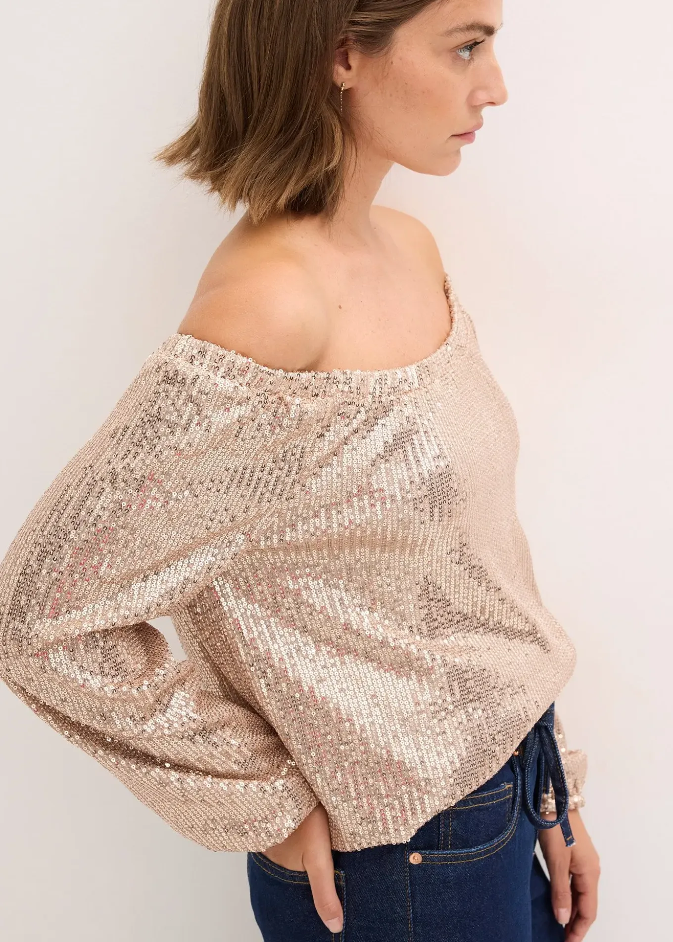 T-shirt oversize à sequins encolure Bardot