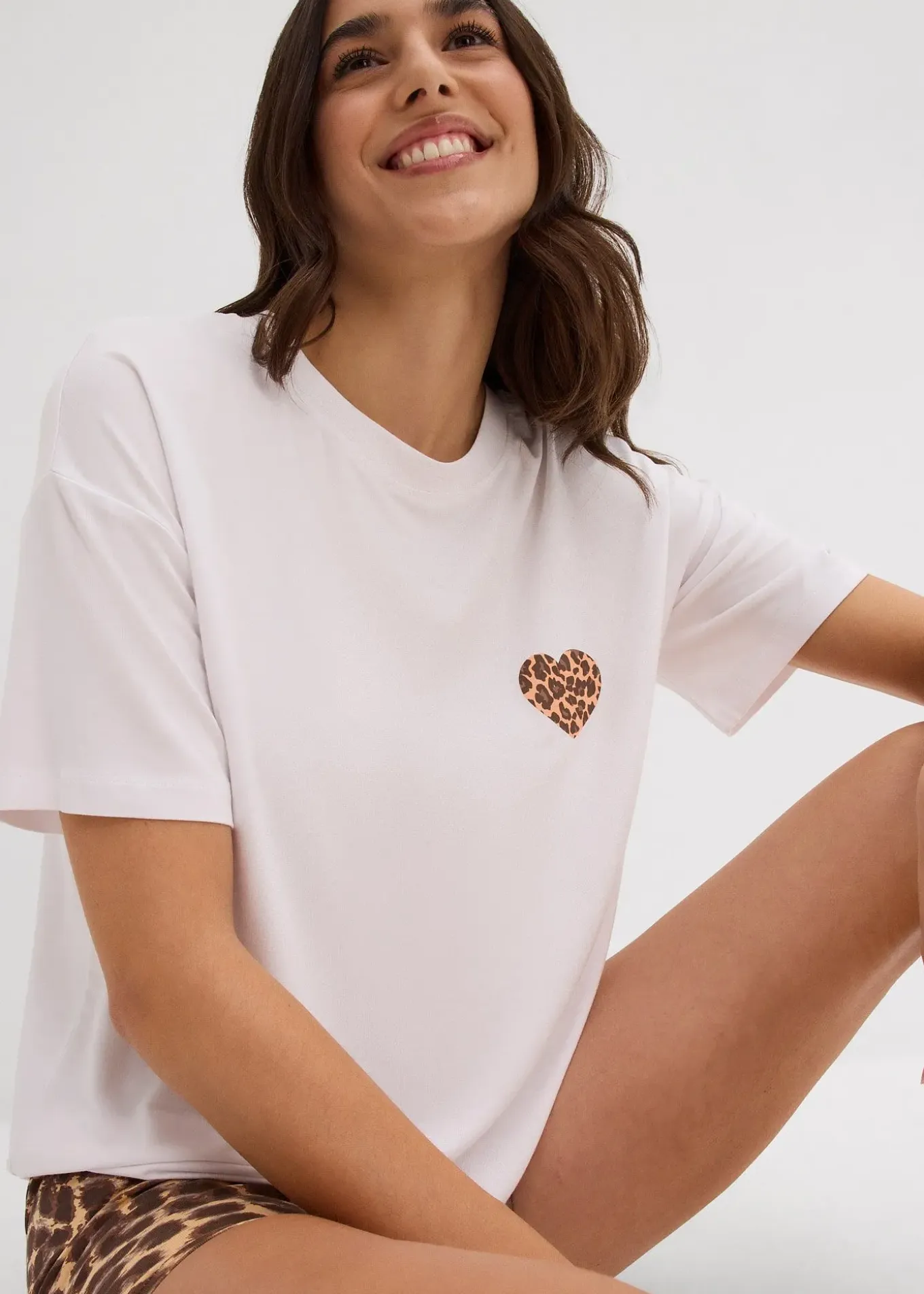 T-shirt raccourci à épaules descendues