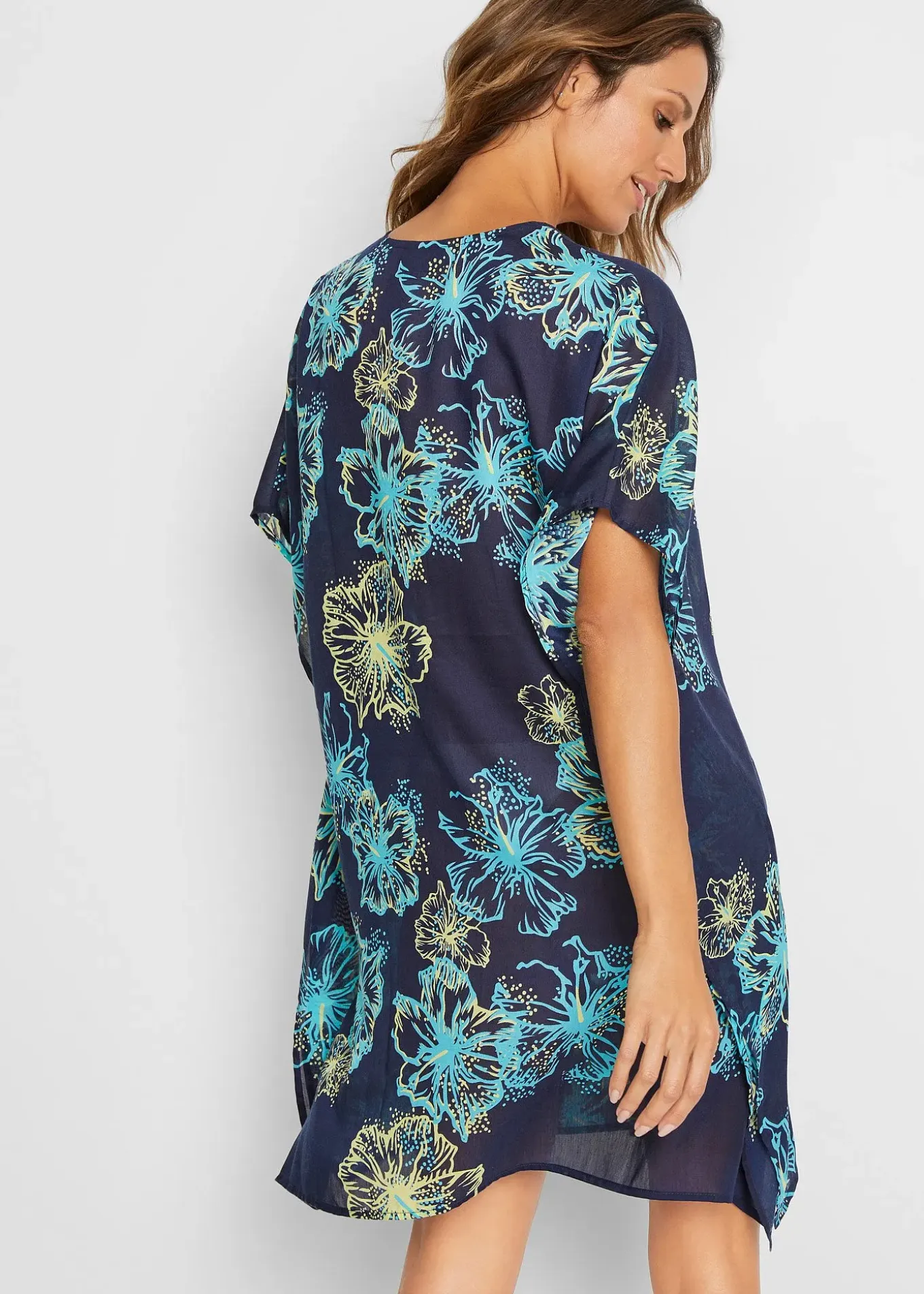 Tunique de plage transparente à col V