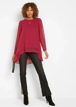 Tunique plus longue derrière