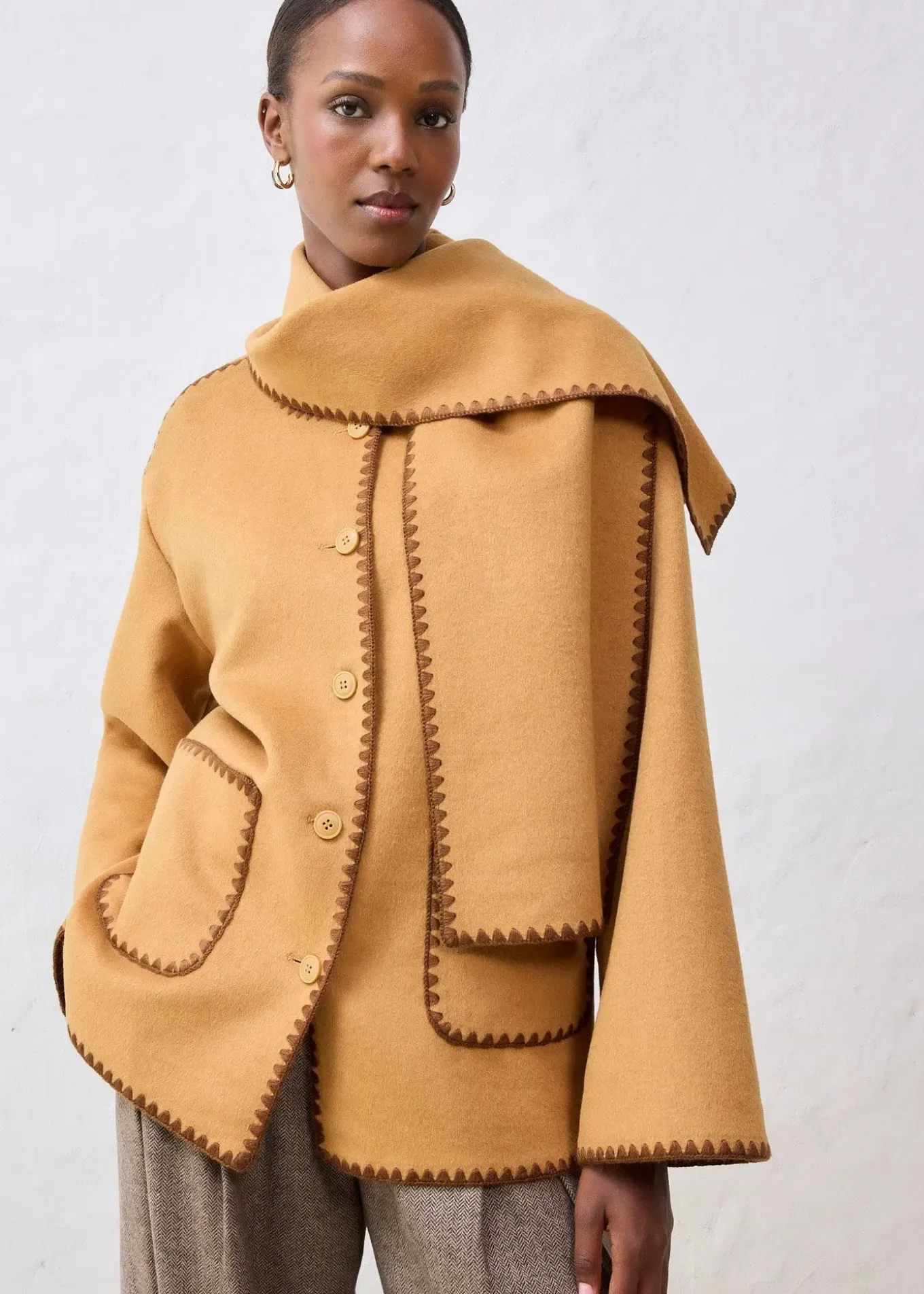 Veste à broderie décorative (ens. 2 pces avec écharpe)