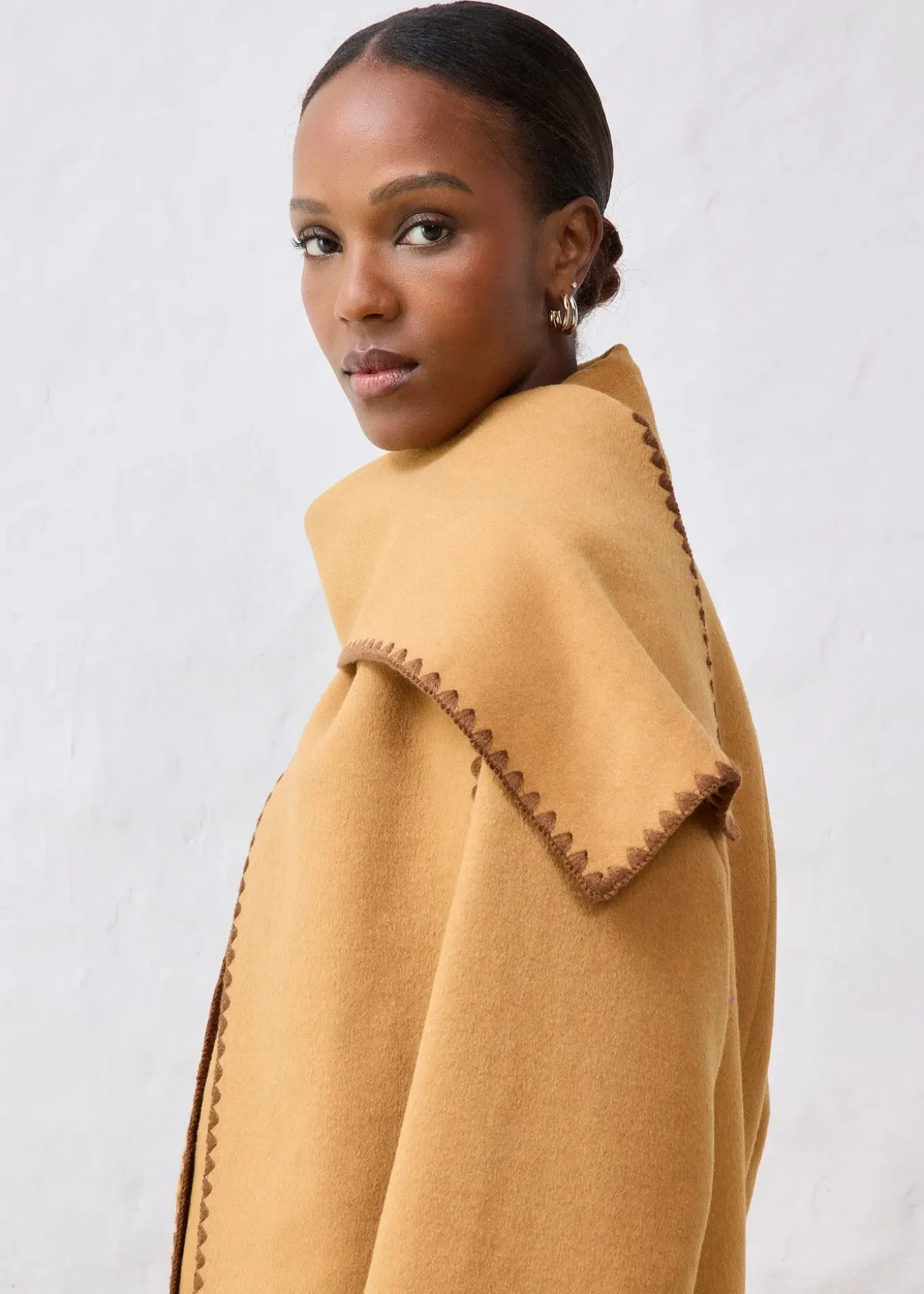 Veste à broderie décorative (ens. 2 pces avec écharpe)