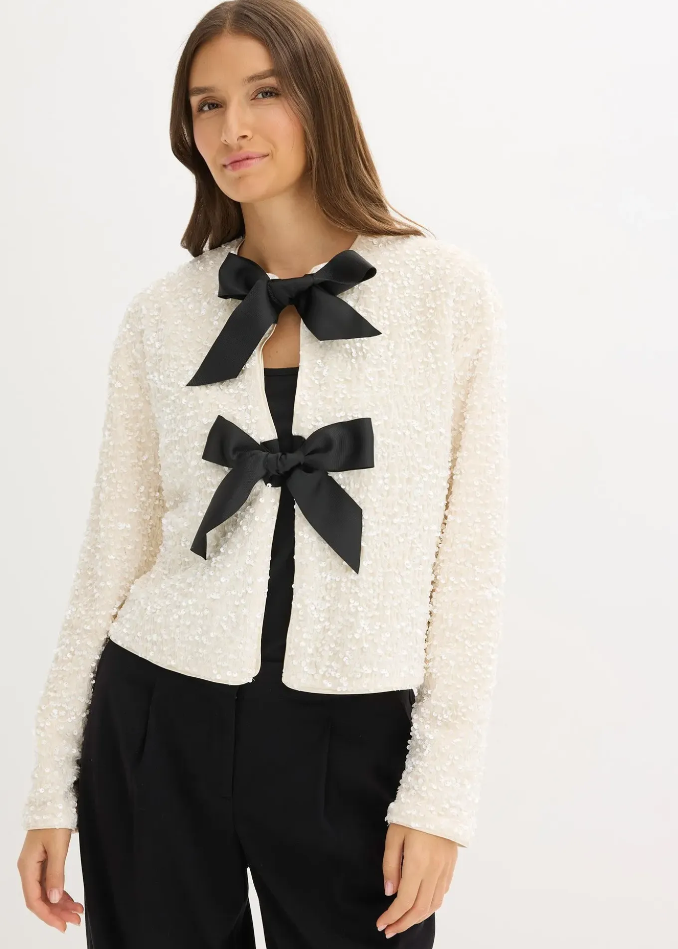 Veste courte à sequins