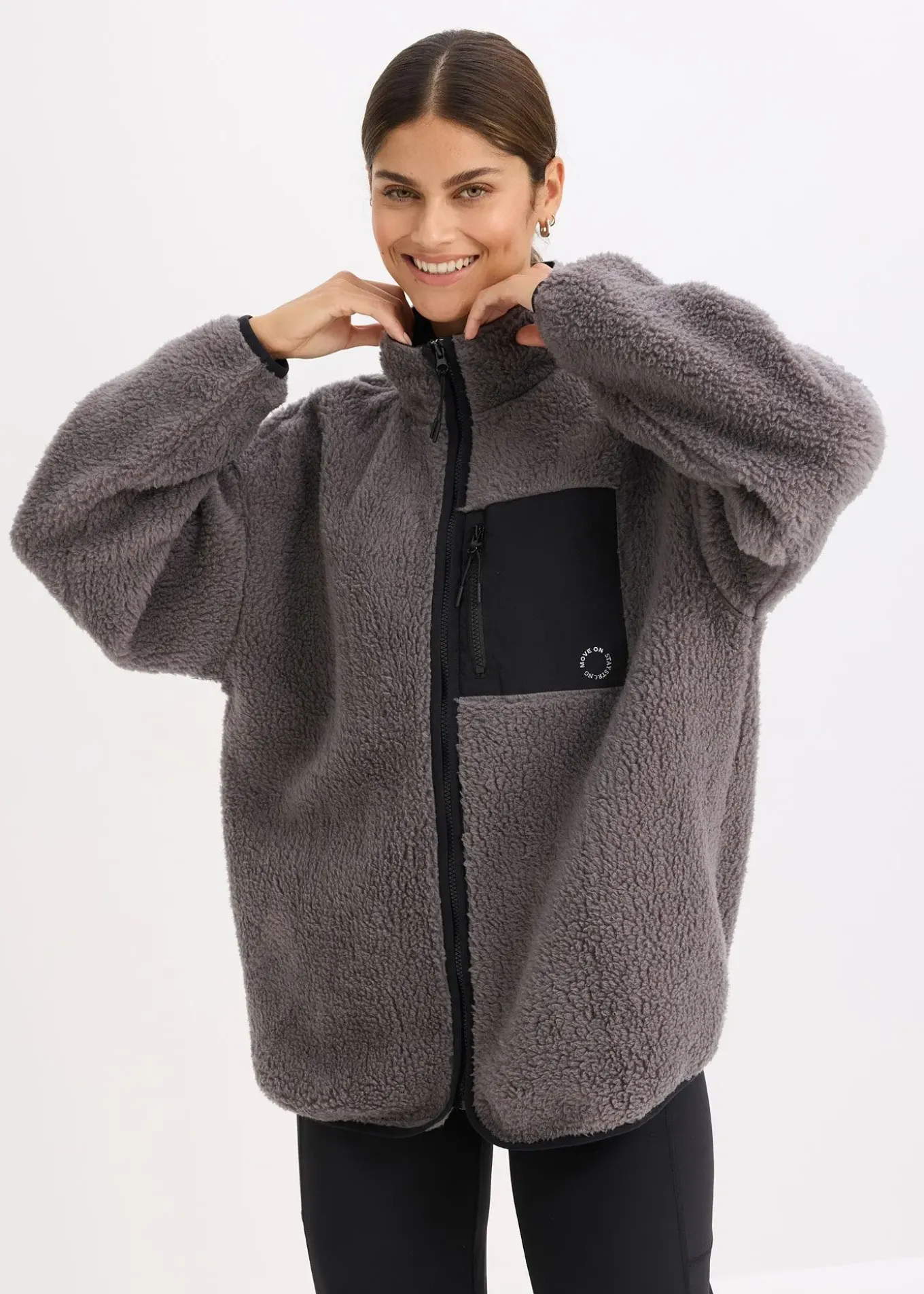 Veste de sport technique et oversize en polaire