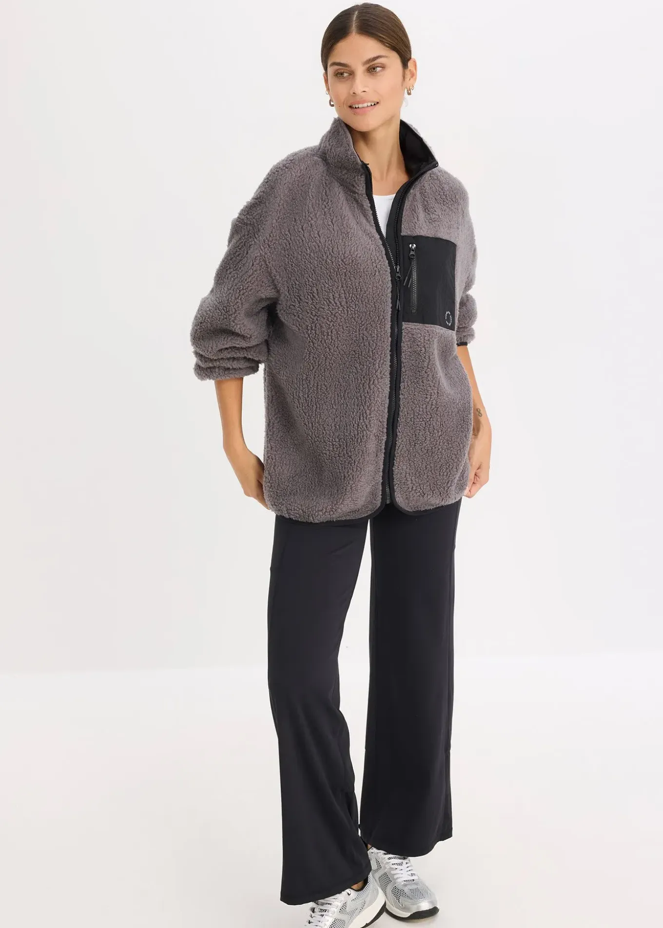 Veste de sport technique et oversize en polaire