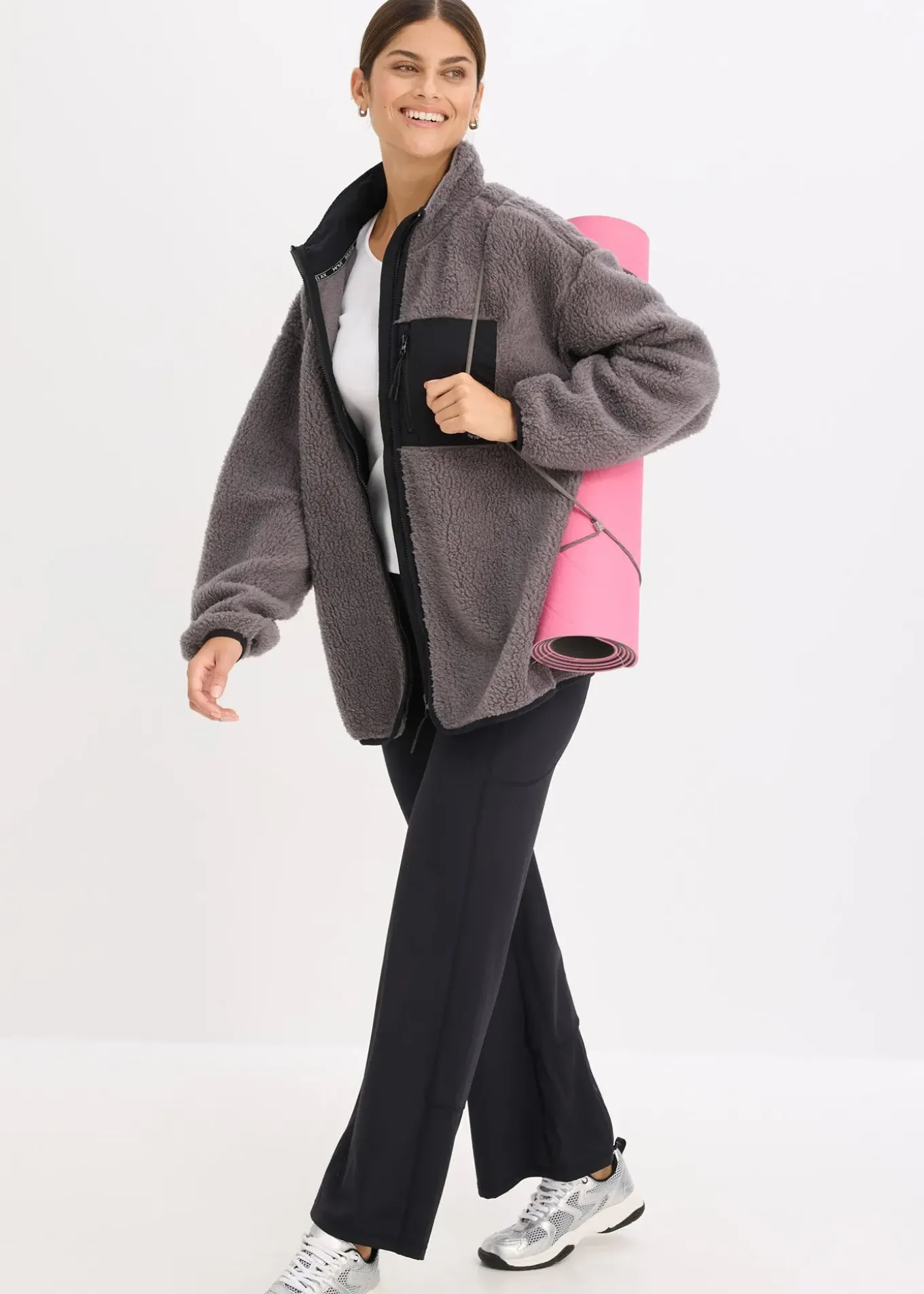 Veste de sport technique et oversize en polaire