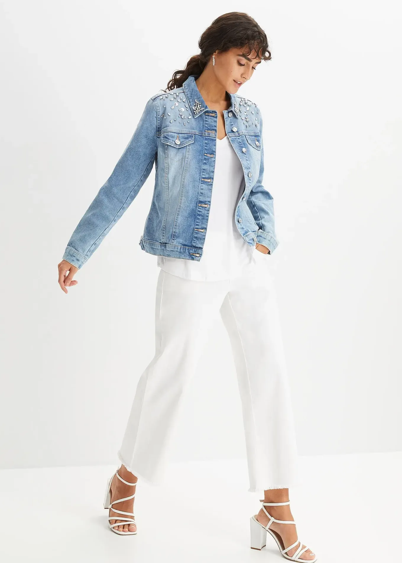 Veste en jean avec strass appliqués