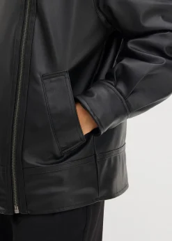 Veste enduite avec doublure peluche léopard