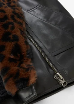 Veste enduite avec doublure peluche léopard