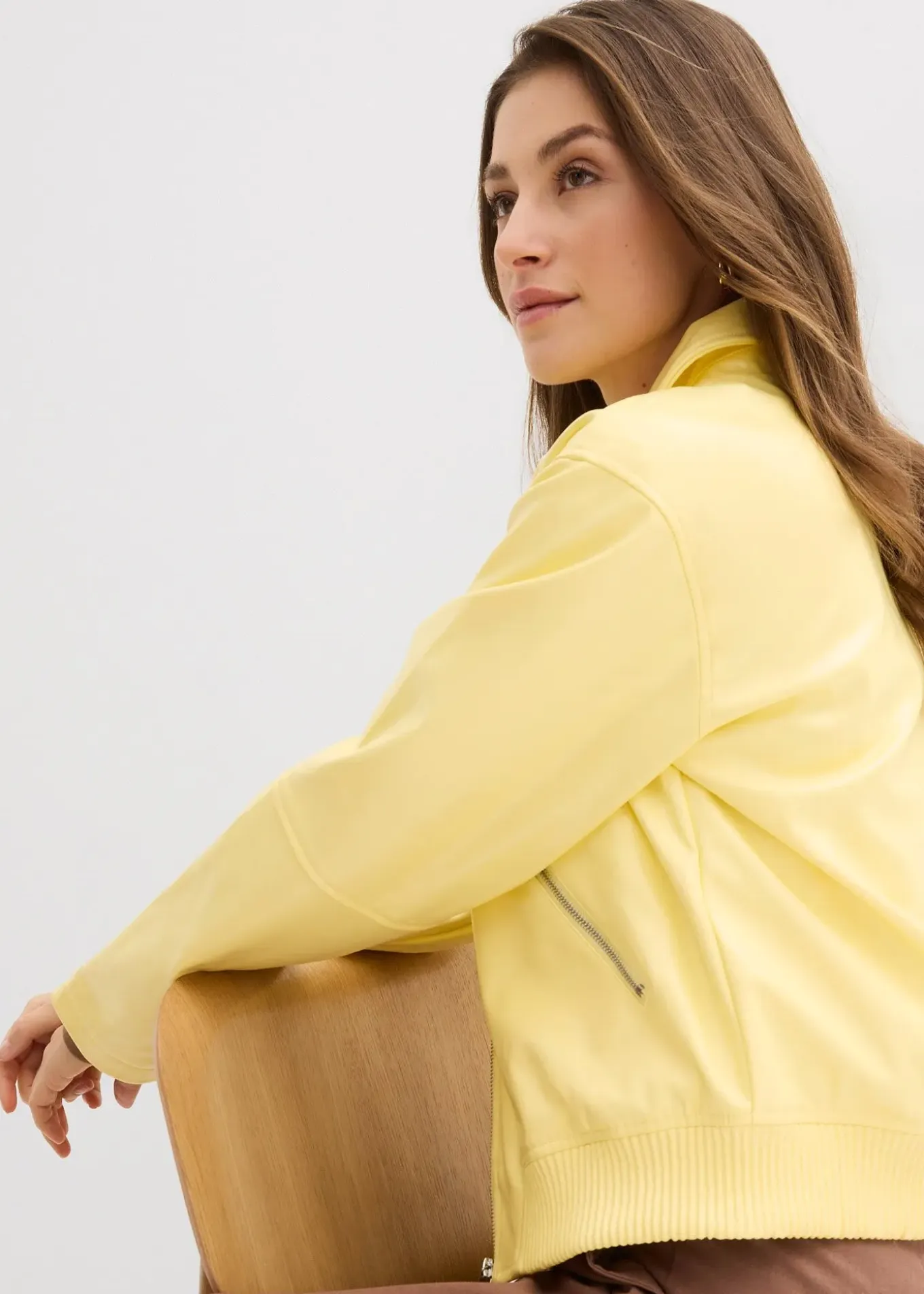 Veste enduite courte