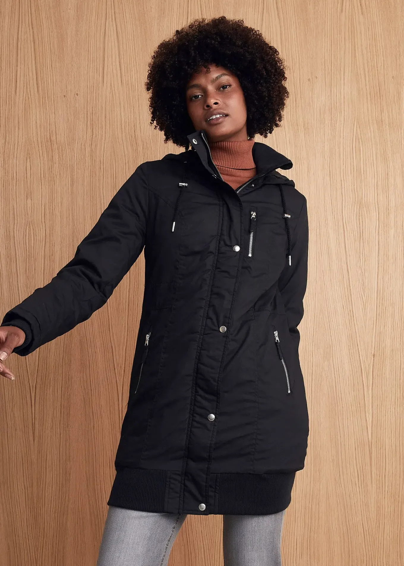 Veste longue à capuche, rembourrée