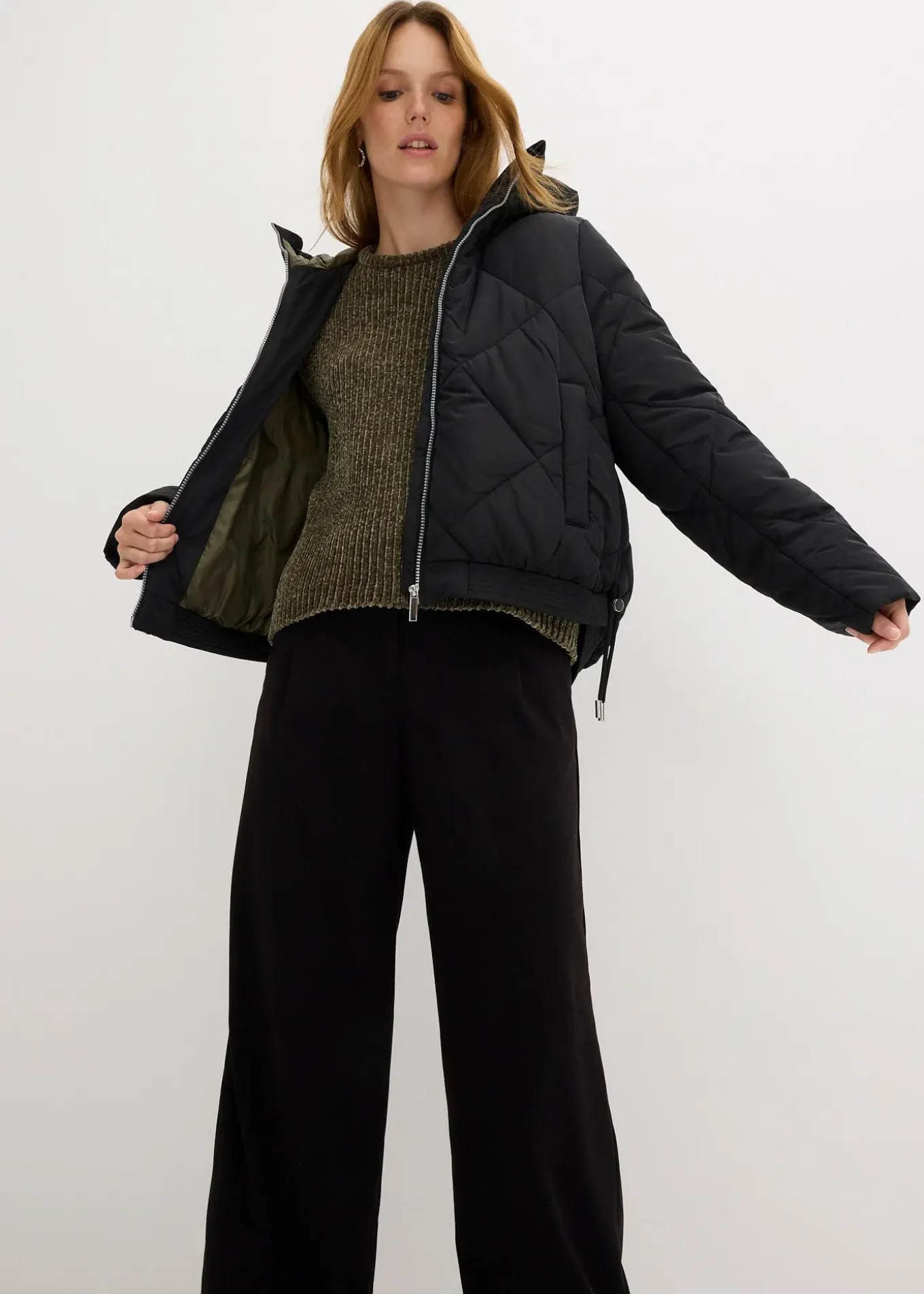 Veste matelassée courte avec doublure contrastante