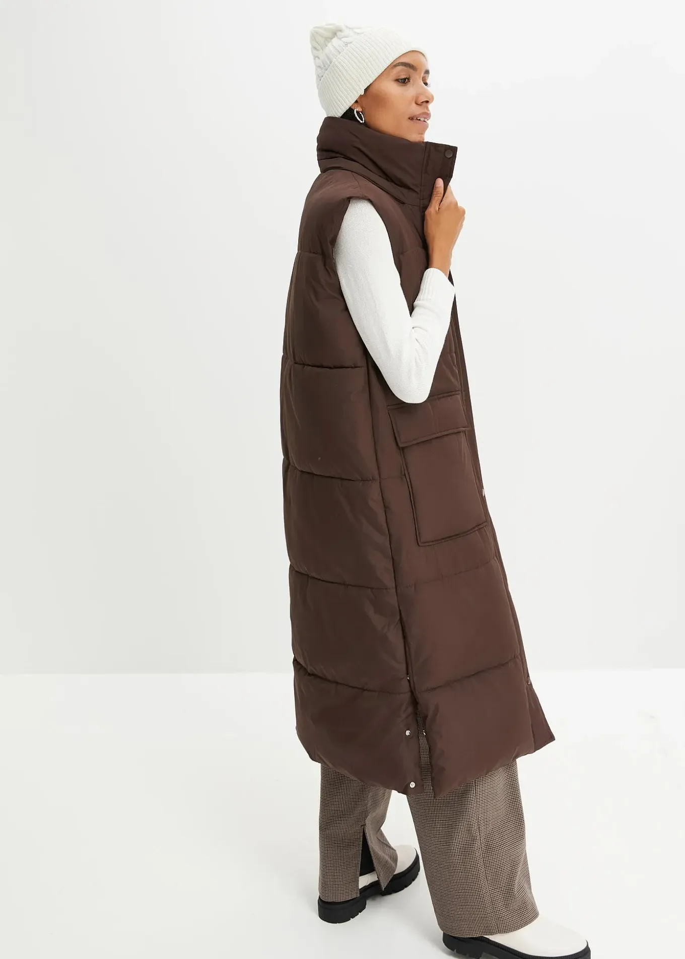 Veste sans manches matelassée en polyester recyclé avec capuche amovible