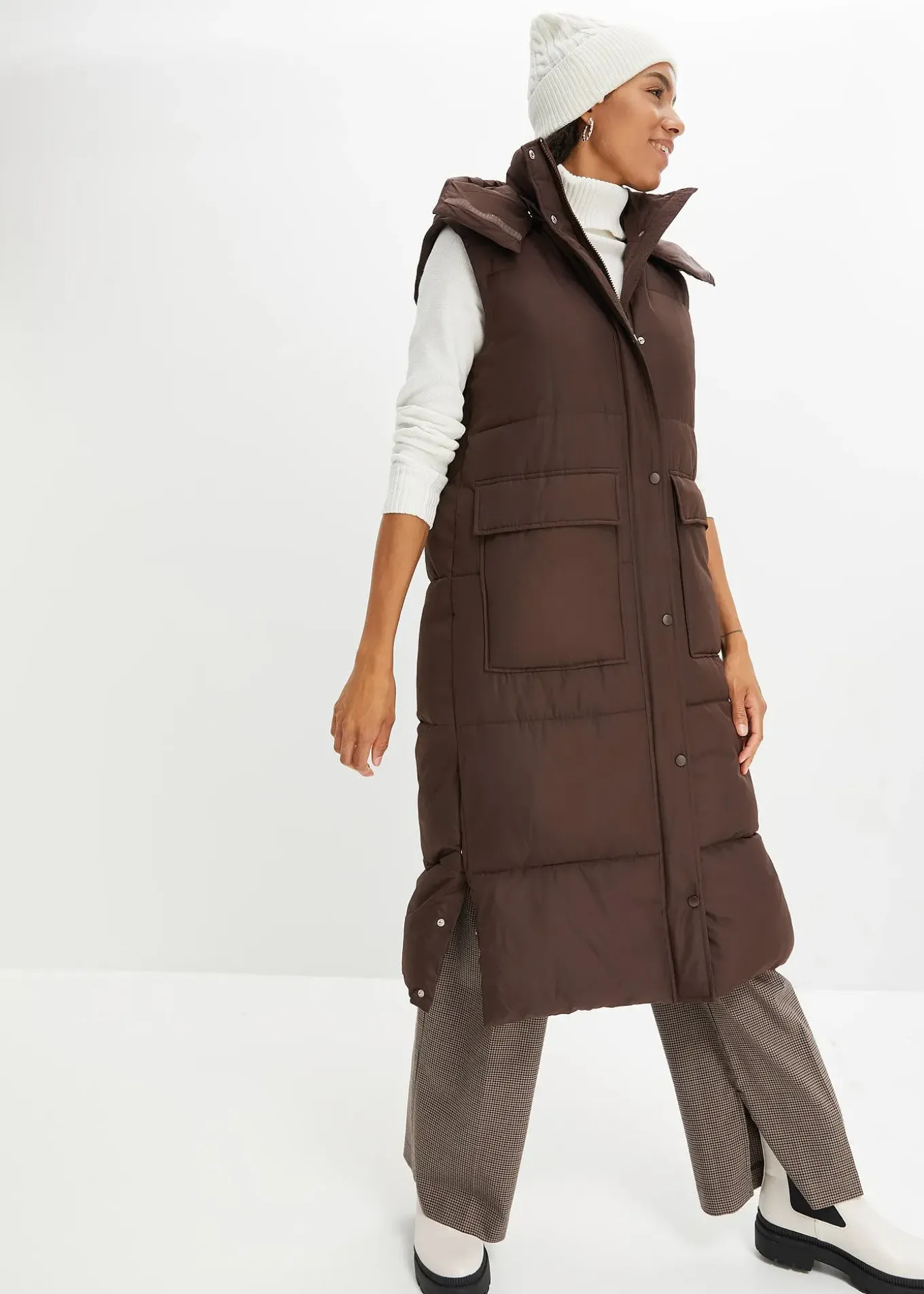 Veste sans manches matelassée en polyester recyclé avec capuche amovible