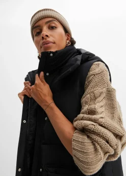 Veste sans manches matelassée en polyester recyclé avec capuche amovible