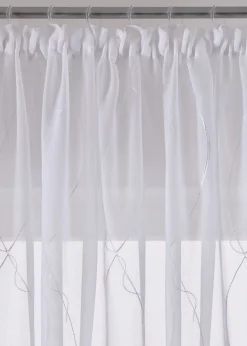 Voilage à broderie avec polyester recyclé