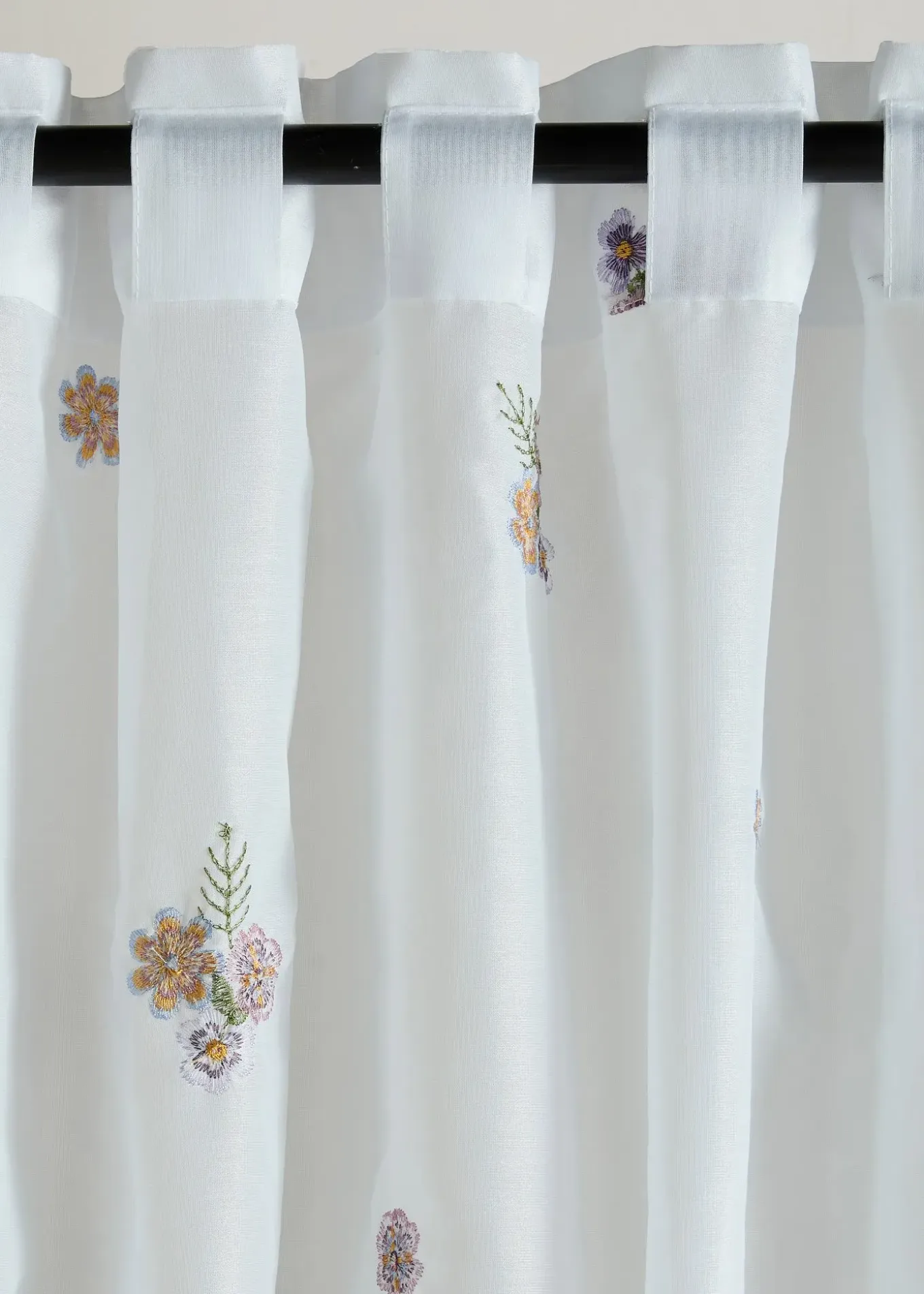 Voilage avec broderies (1 pce)