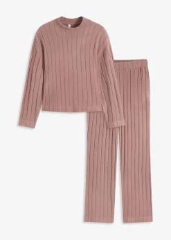 Vêtement d’intérieur en matière douce et côtelée, oversize